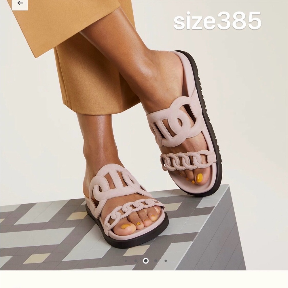 NEW Hermes Extra Sandal in Pink